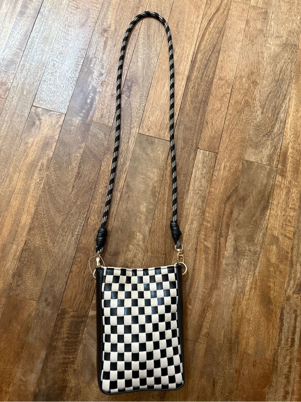 Universal Thread  Checkered Crossbody Phone Bag - Women's Shoulder Pouch